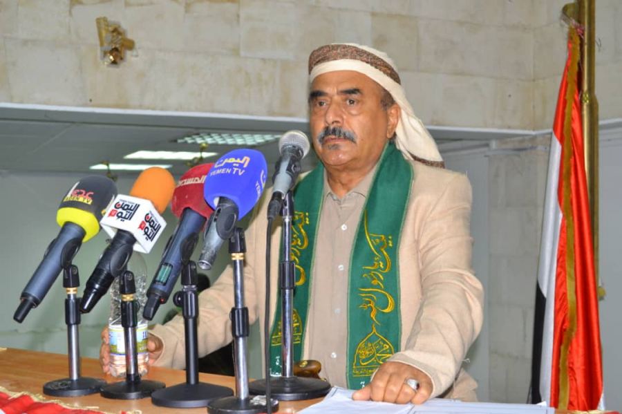 السلطة المحلية لمحافظة شبوة تعلن تاييدها للاصلاحات والتغييرات الجذرية التي سيعلن عنها قائد الثورة